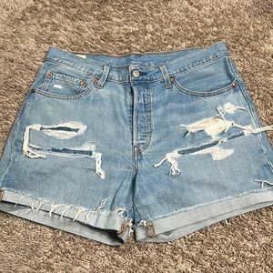 Levi’s denim shorts
